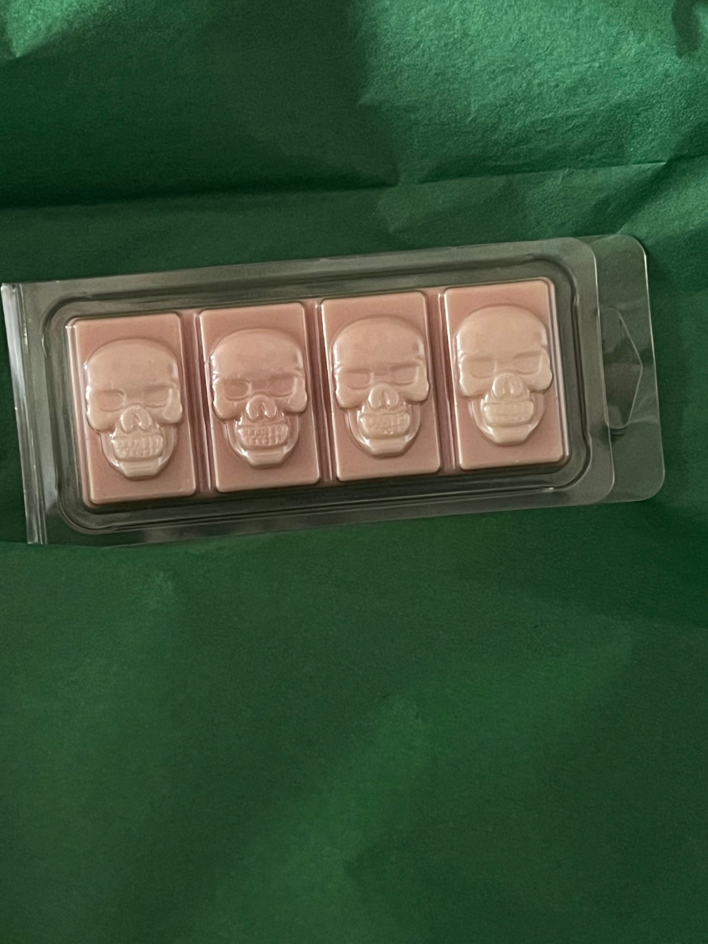 Skull Snap Bar