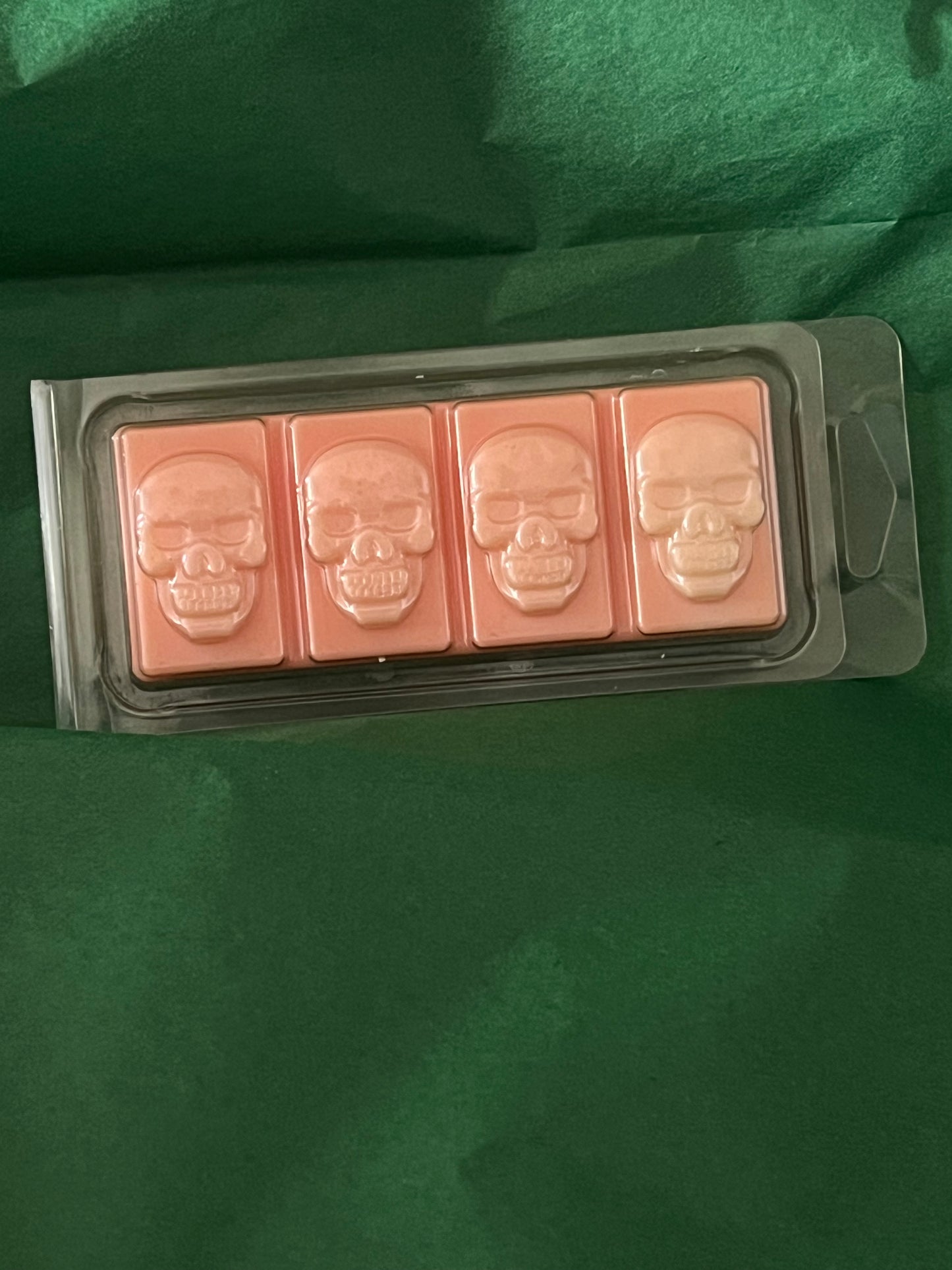 Skull Snap Bar