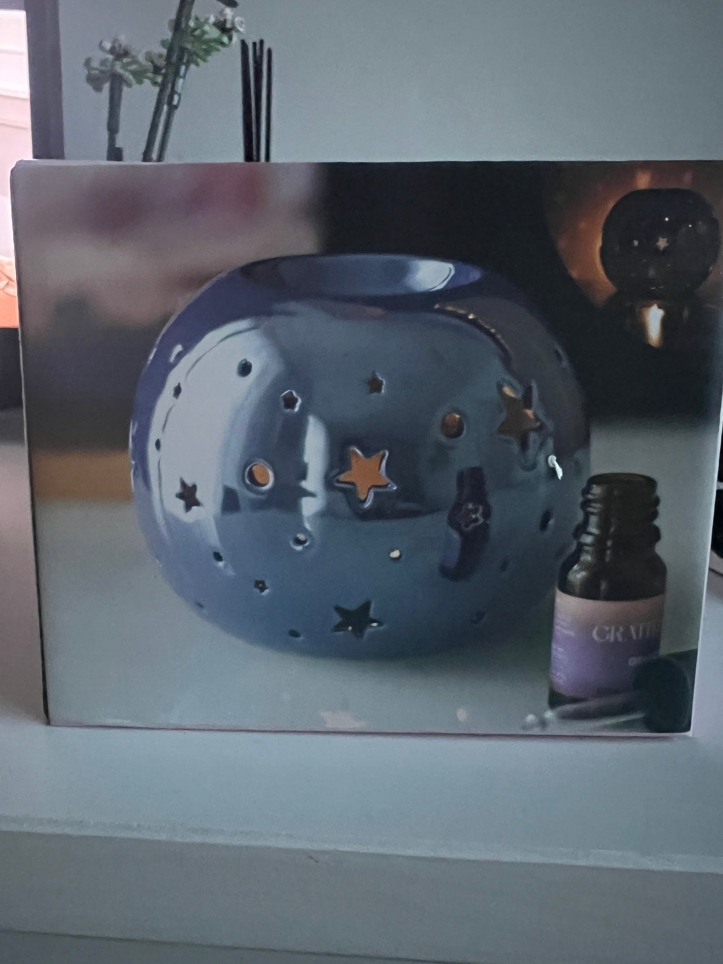 PURPLE IRIDESCENT STAR OIL BURNER AND WAX WARMER